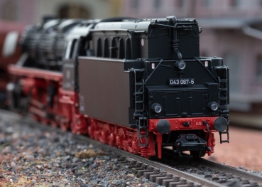 39884 Güterzug-Dampflok BR 043 Öl D